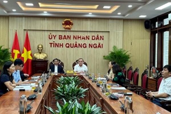 Hội nghị sơ kết Chương trình “Sóng và máy tính cho em”